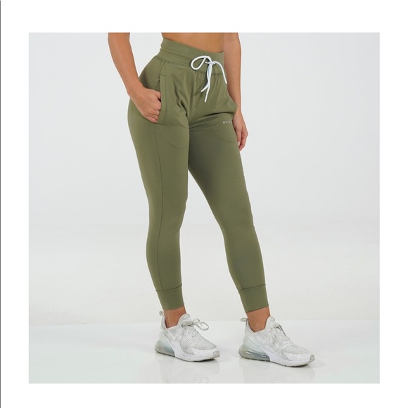 Sold - Picture 1 of 3